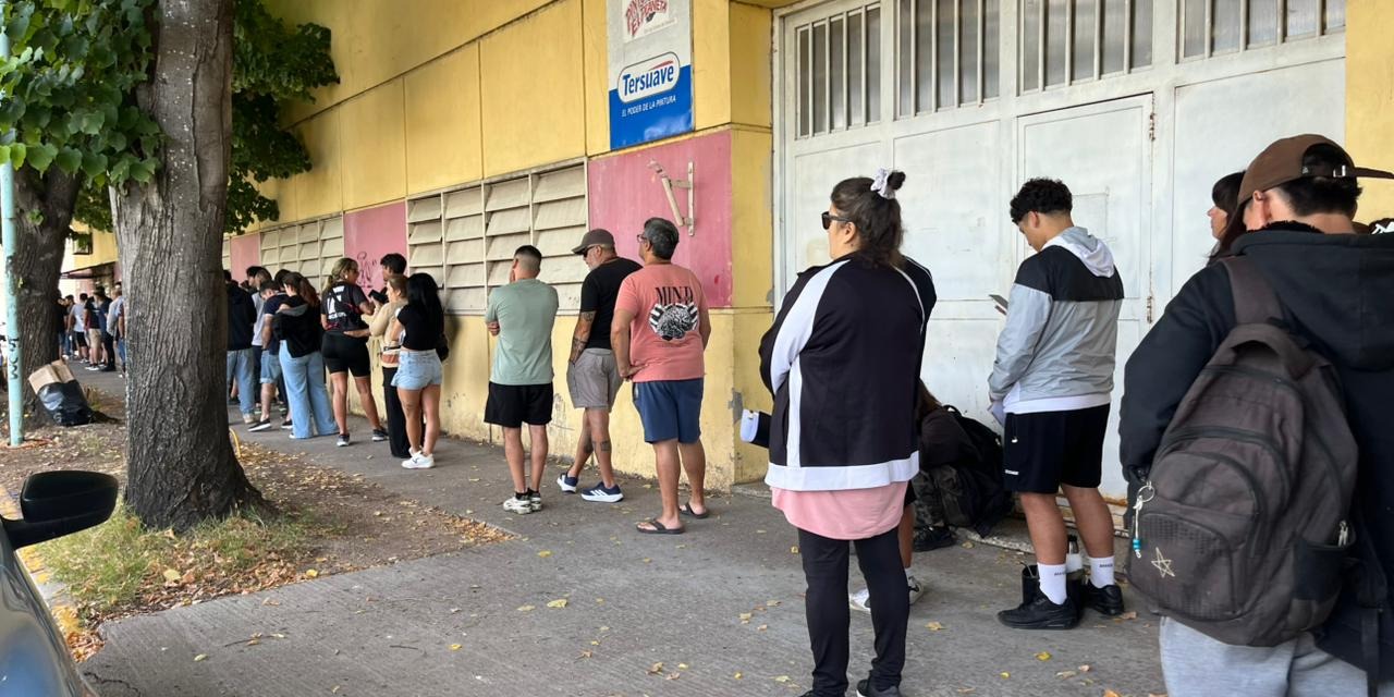 Multitudinaria respuesta para inscribirse en el CFP N� 401